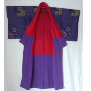 Photo1: Fascinating purple and red color vintage kimono