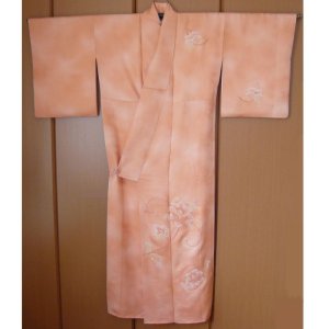 Photo2: Graceful dots embroidery flowers. Vintage pink Kimono homongi 