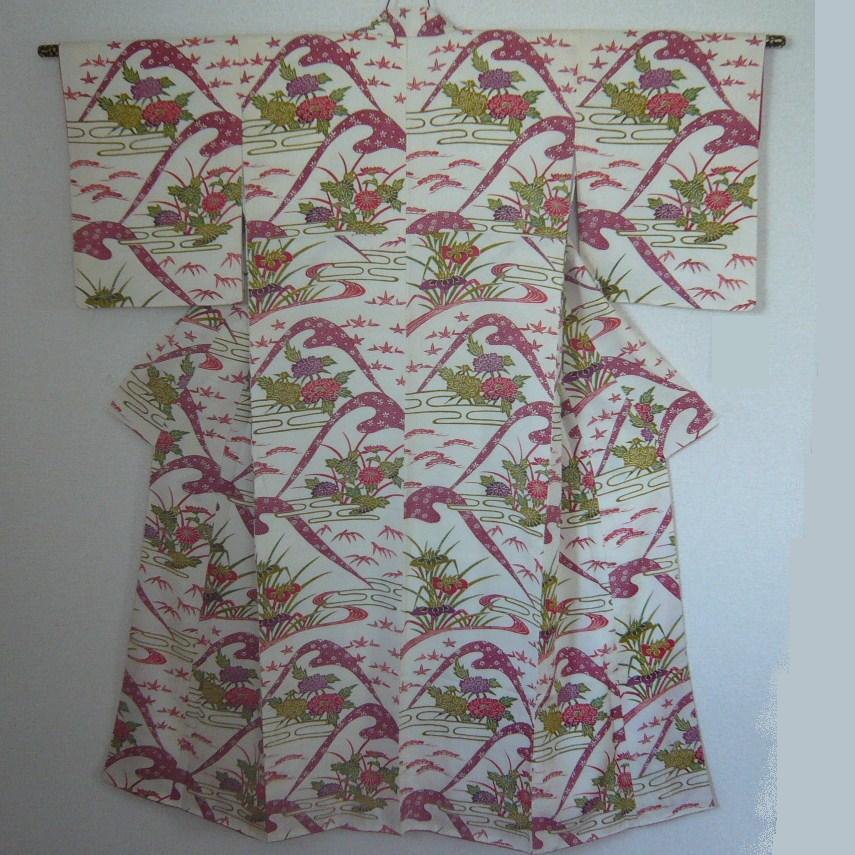 Ryukyu pattern★Unique design and Japanese colors Kimono komon