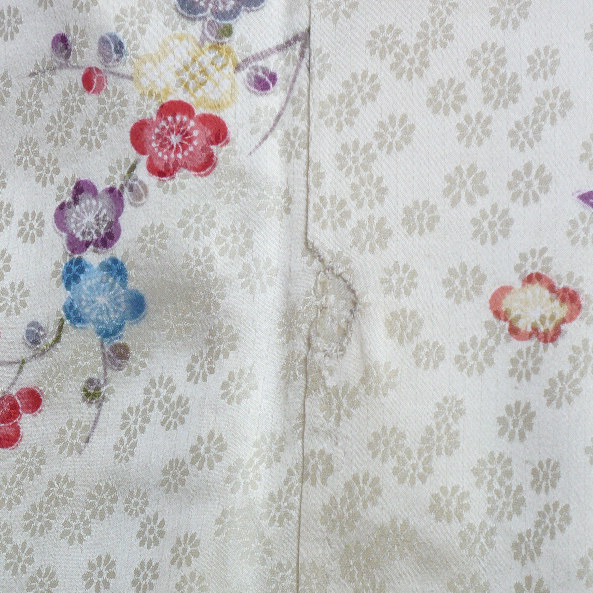 Photo: Lovely pattern and soft colors. Vintage Kimono Komon