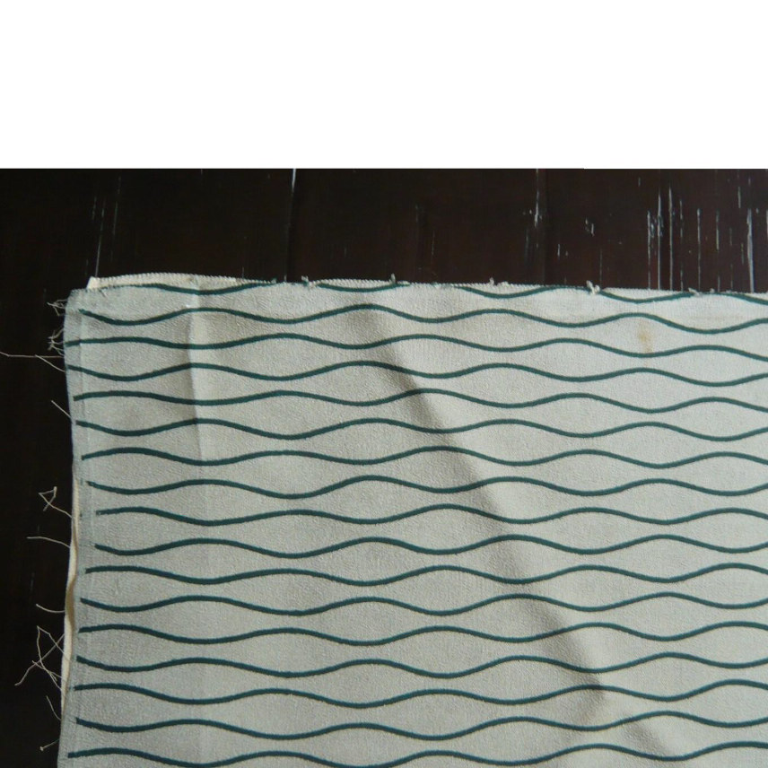 Photo5: Green waving line kimono fabric -cloth for sewing